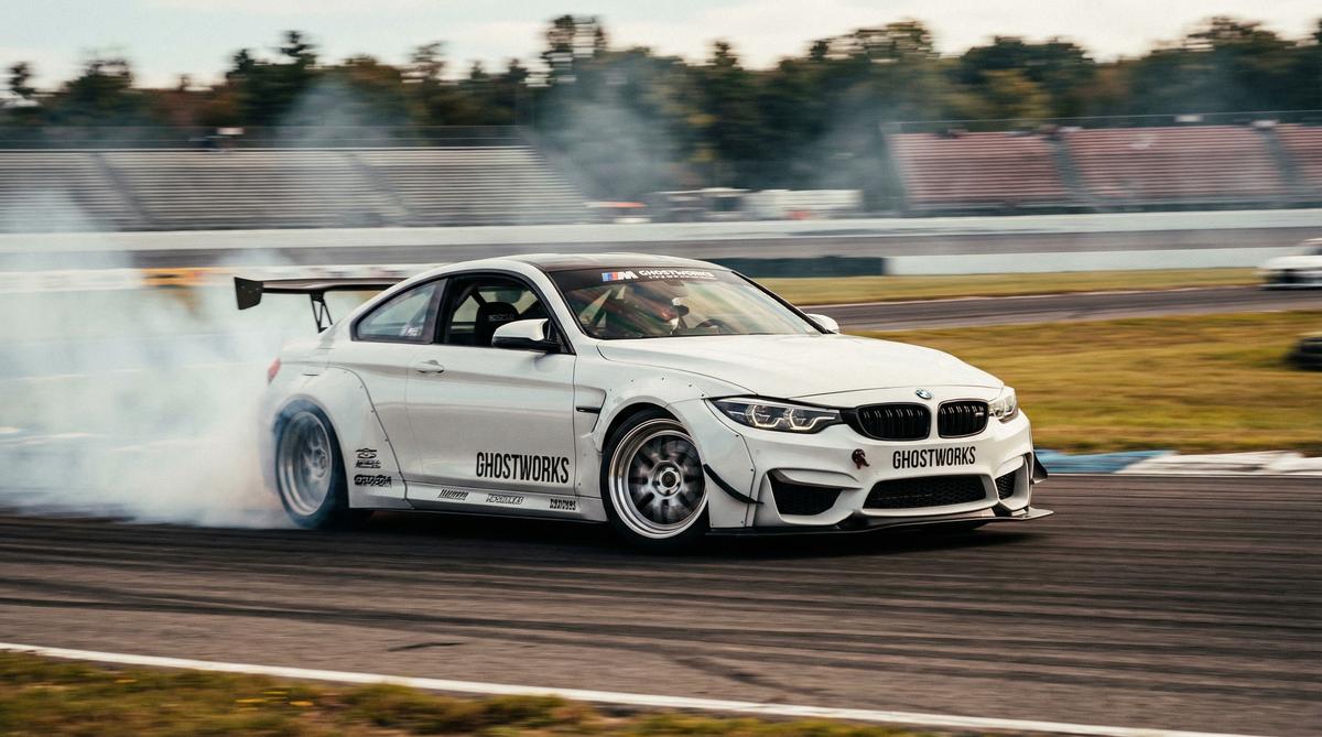 蜜桃传媒-宝马M4漂移视频